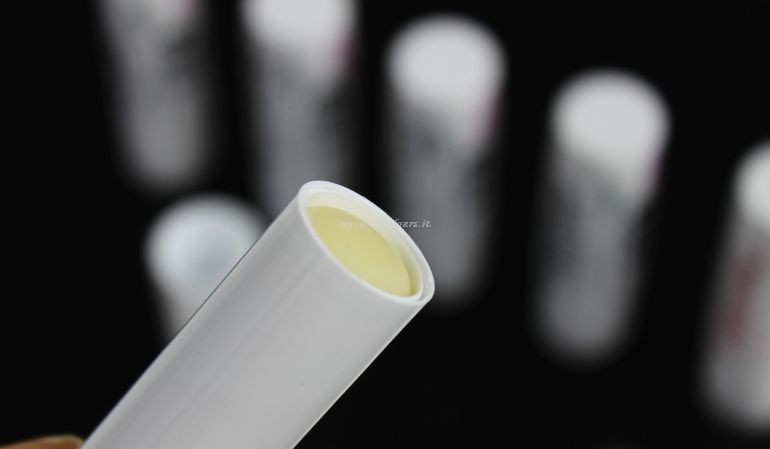 Dettaglio packaging LipBalm PuroBio Cosmetics