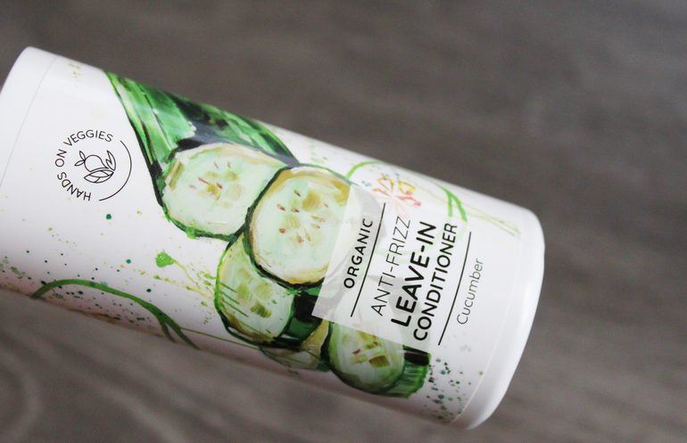 Anti-Frizz Leave-In Conditioner Cucumber Hands on Veggies